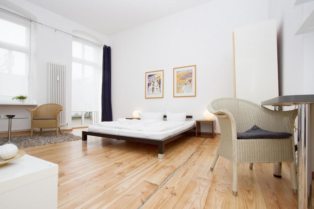 Limehome Berlin Malmoeer Strasse Exterior photo